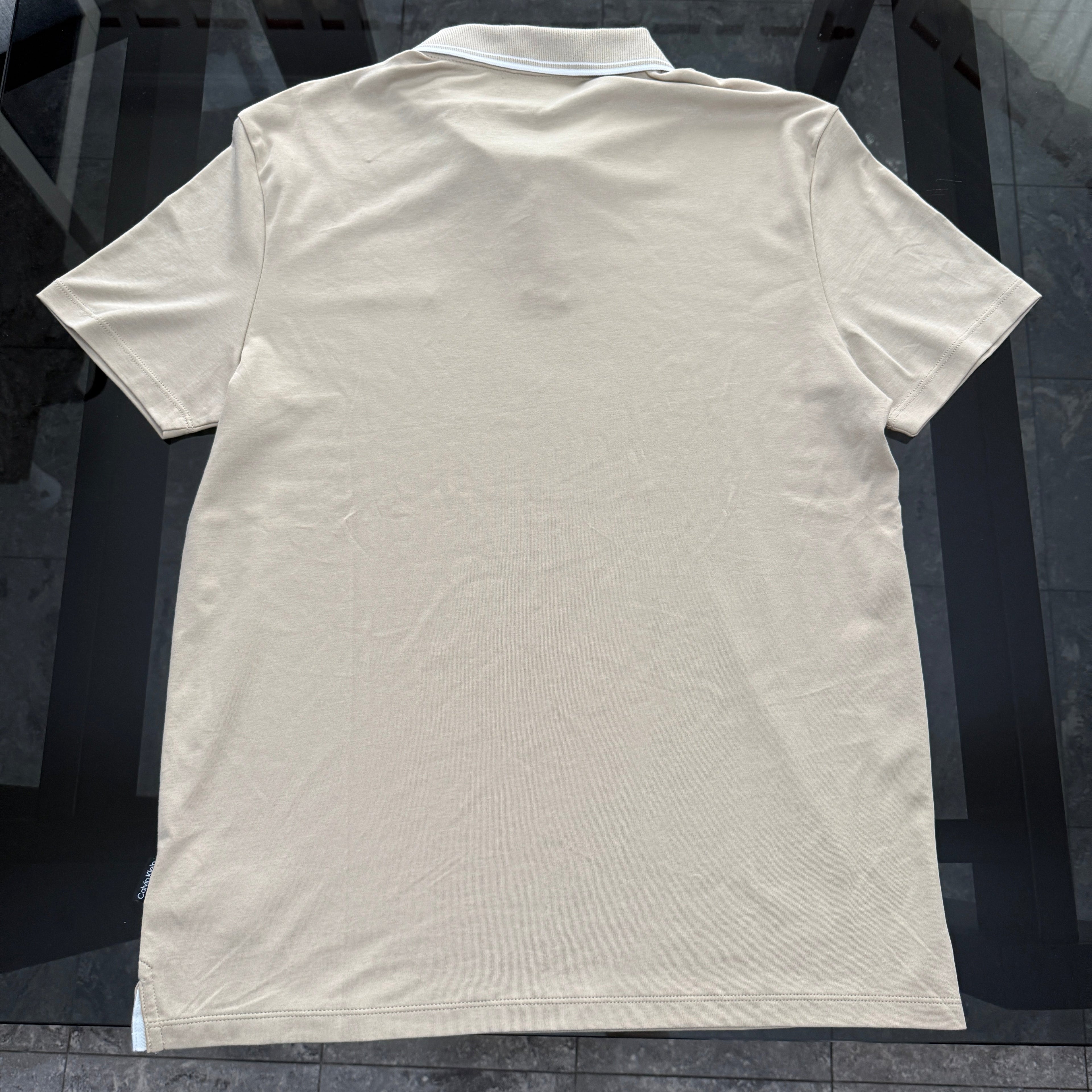 Calvin Klein - Chomba Espalda