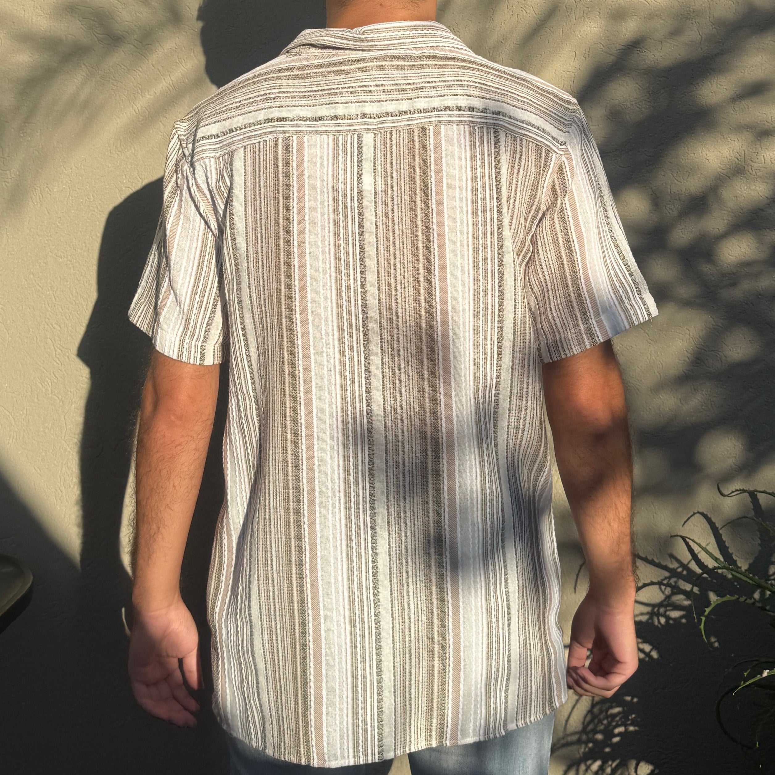 Distortion - Camisa con Rayas Espalda