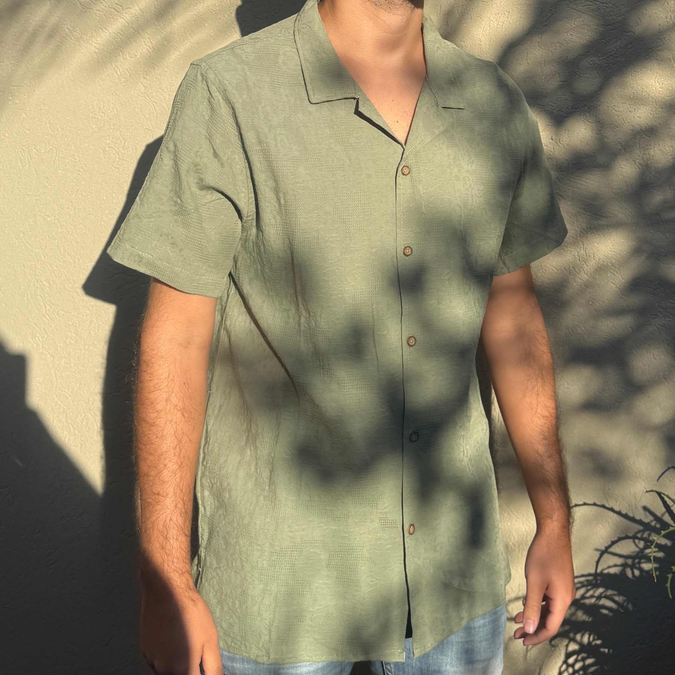 Distortion - Camisa con Rosas Frente