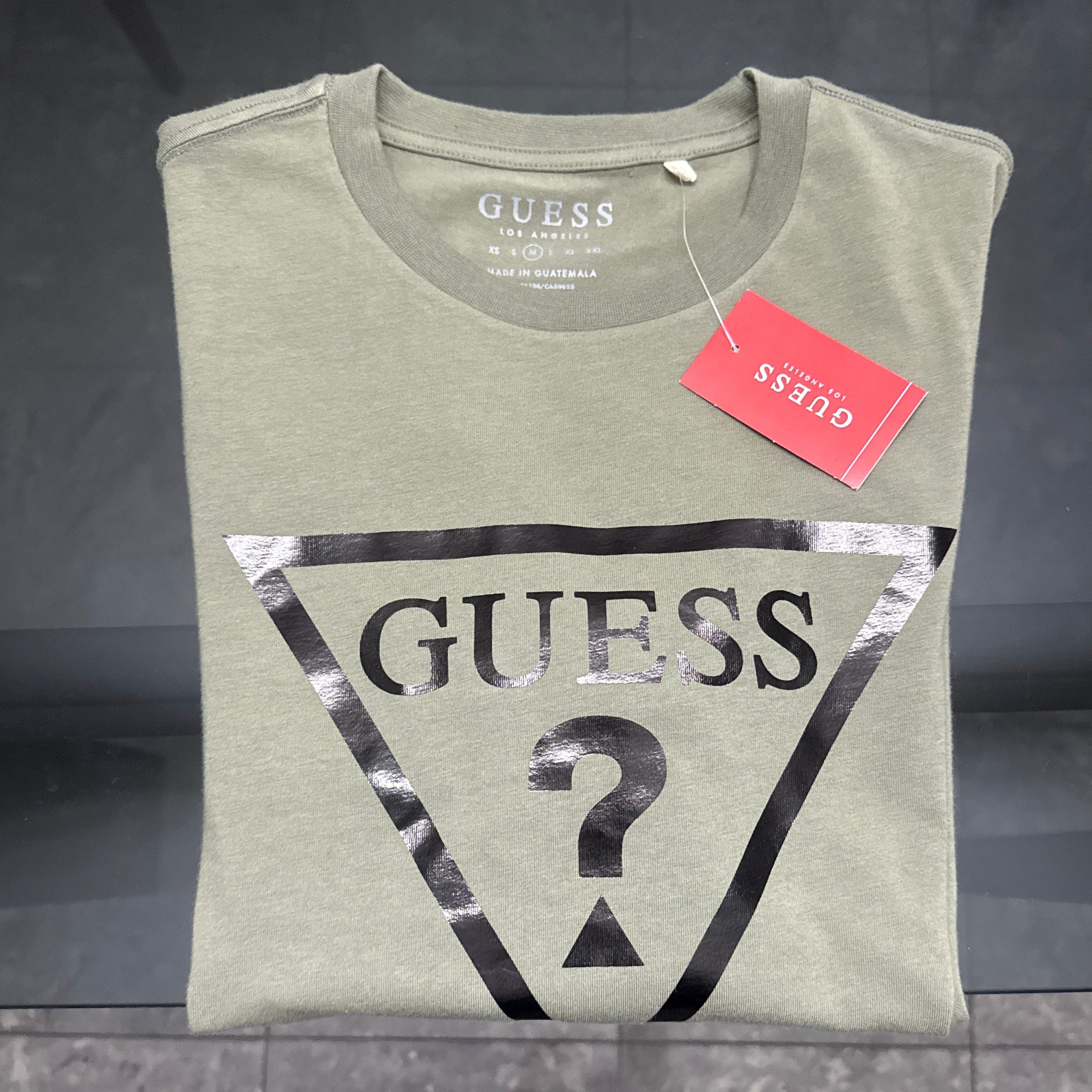 Guess - Remera con Logo Doblada