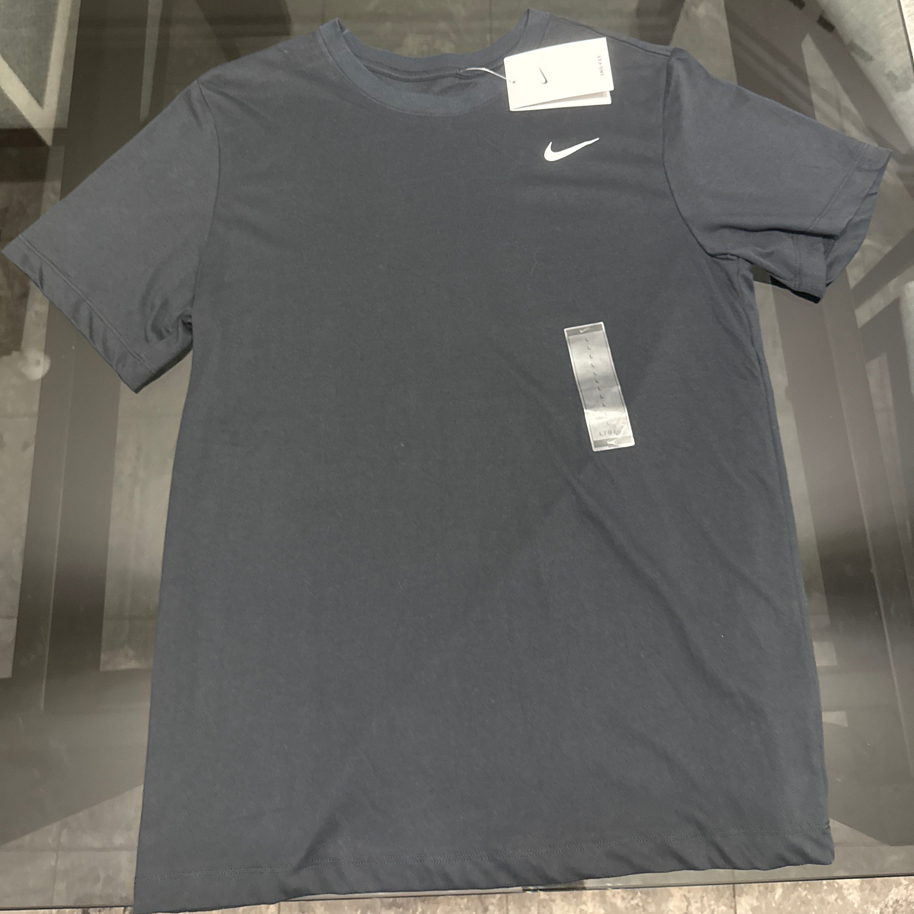 Nike DriFit - Remera Básica Frente