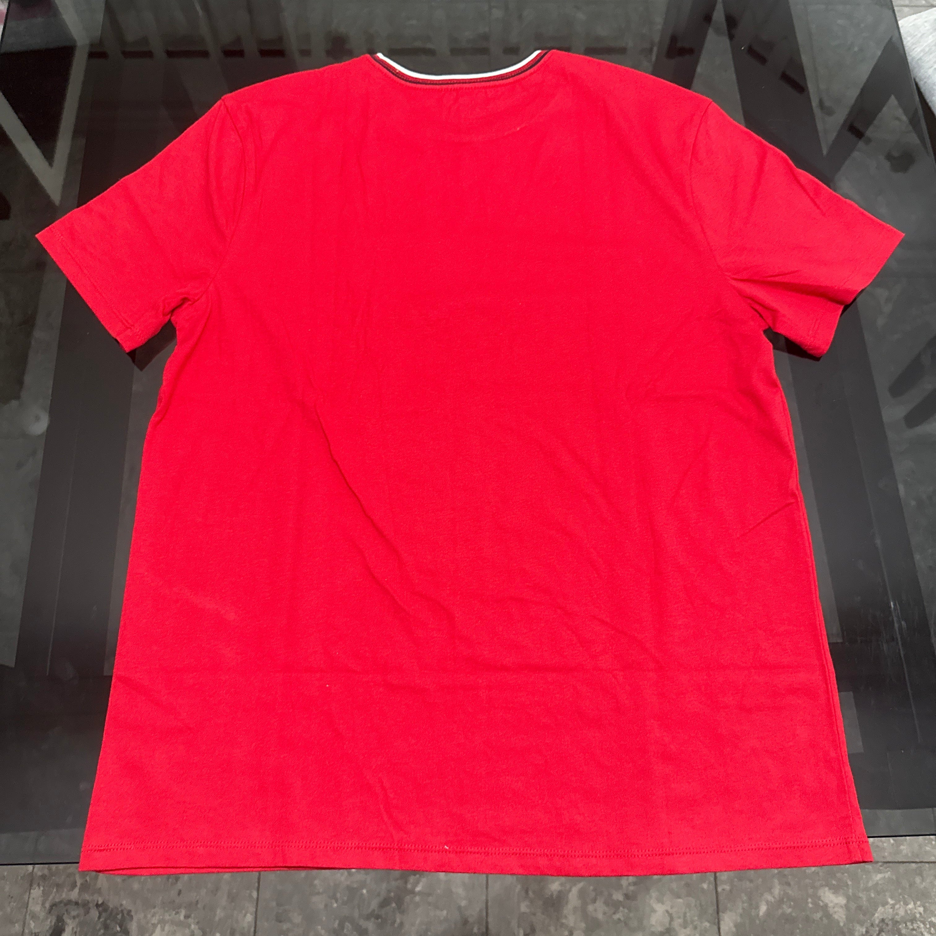 Tommy Hilfiger - Remera Cuello Mao Espalda