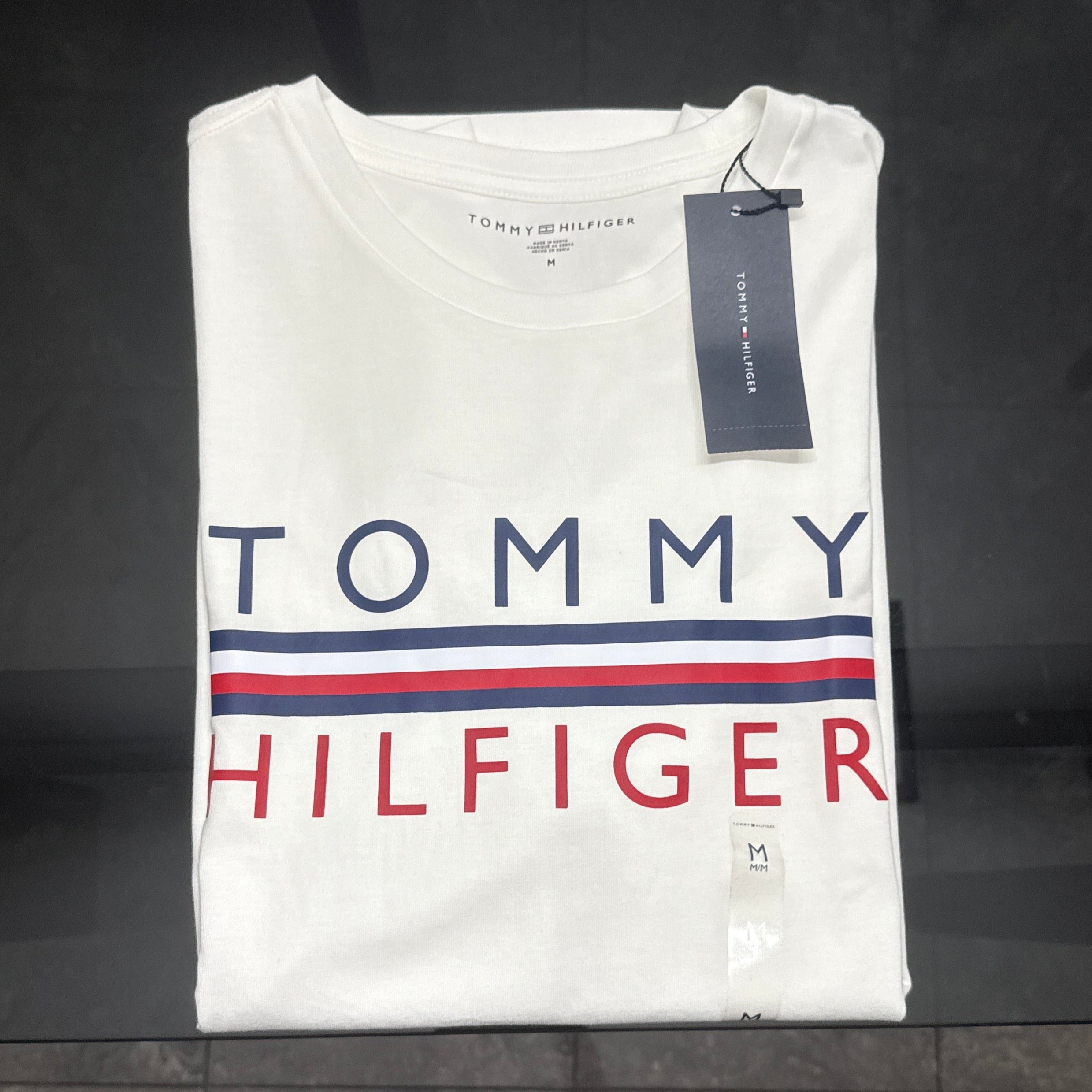 Tommy Hilfiger - Remera con Estampado Doblada